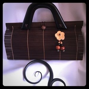 🌺 Wooden Handbag
